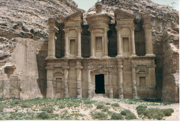 Day 6: MADABA & MOUNT NEBO / KINGS' HIGHWAY / KERAK AND PETRA